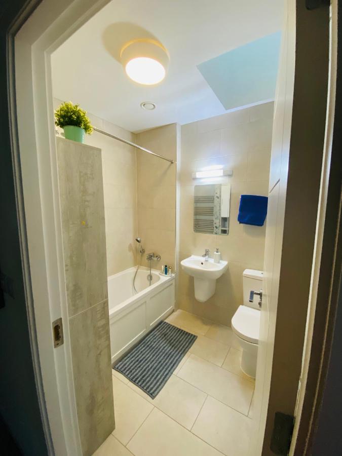 Double Room In Our Family Home Dublin Exterior foto